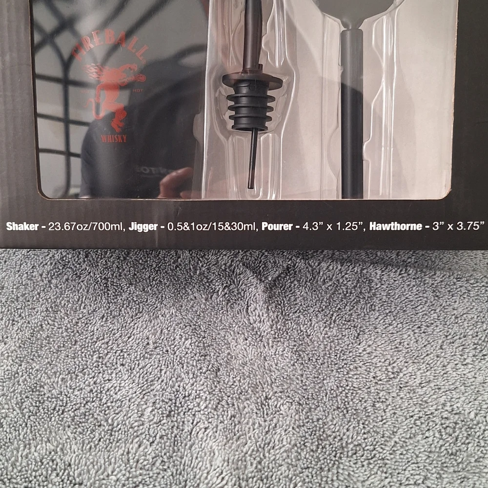 FIREBALL® 4 PIECE SHAKER SET(Hawthorne Strainer, Shaker, Jigger) NWT